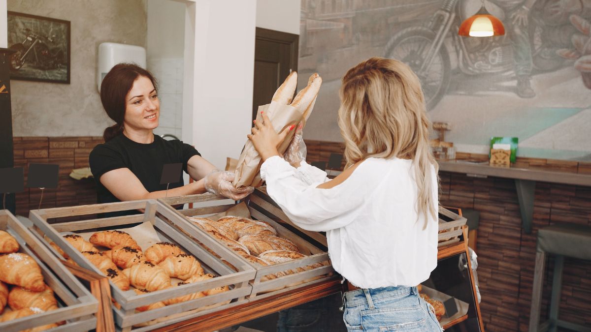 From lines to loyalty: how bakery social proof boosts success